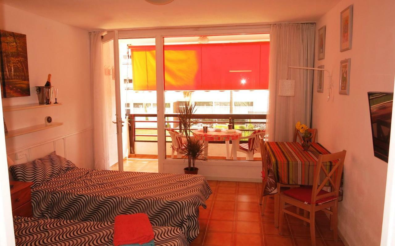 Studio In Perfect Location Playa de las Américas Exterior foto
